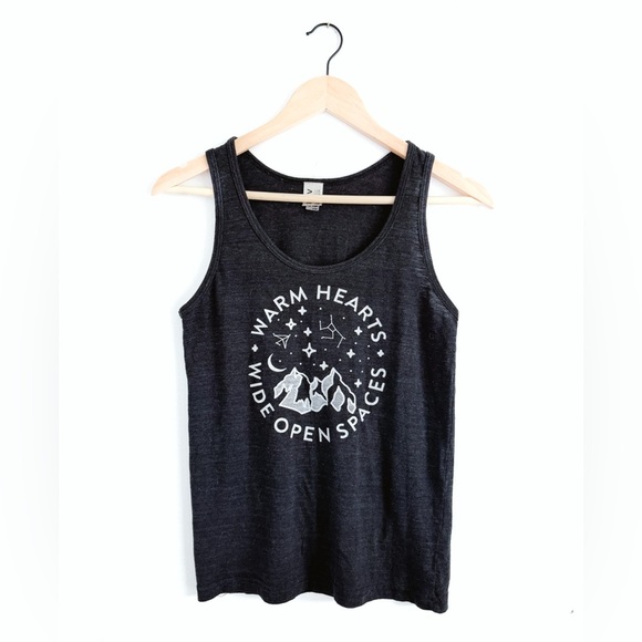 Locomotive Clothing 🇨🇦 Unisex Black Heather Tank ‘Warm Hearts’ - Size XS - Picture 1 of 5